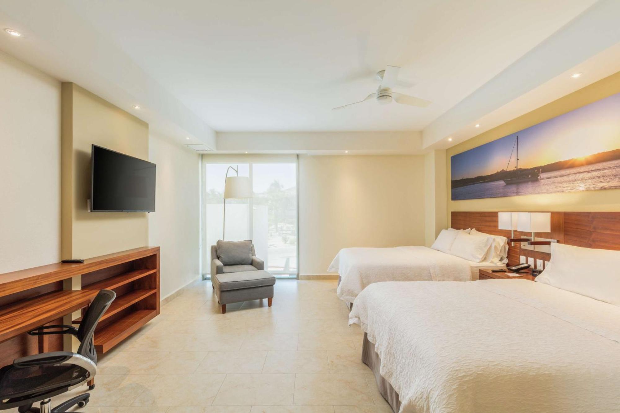 햄튼 인 앤 스위트 로스 카보스 San José del Cabo 외부 사진